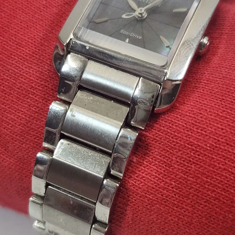 Citizen Ladies Watch Eco-Drive GN0S9 Solar Working Rectangular Japan Sapphire